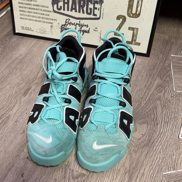 stock x nike uptempo